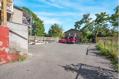 421 S 10th Avenue, Mount Vernon, NY 10550 - Photo 29