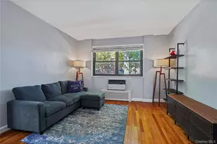 84-18 155th Ave, Howard Beach, NY 11414 - Photo 5