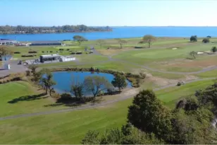 487 Links Dr E, Oceanside, NY 11572 - Photo 3