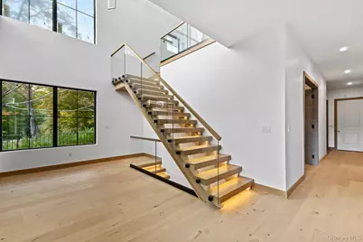 22 Whippoorwill Road E, Armonk, NY 10504 - Photo 5