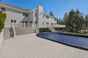 8 Foxwood Dr, Tomkins Cove, NY 10986 - Photo 47