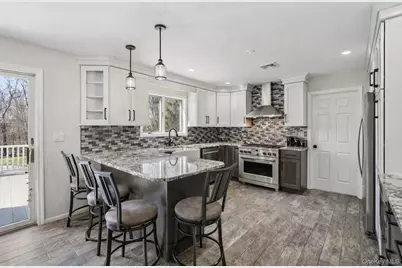 8 Foxwood Drive, Tomkins Cove, NY 10986 - Photo 15