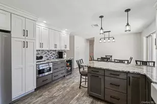 8 Foxwood Dr, Tomkins Cove, NY 10986 - Photo 17