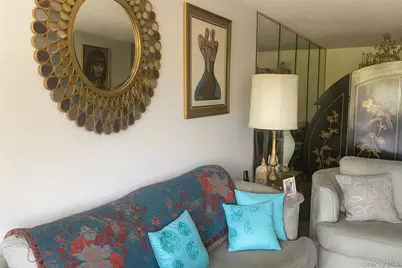 3333 Henry Hudson Parkway #5T, Bronx, NY 10463 - Photo 5