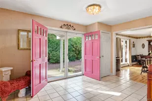 8 Tanager Ln, Northport, NY 11768 - Photo 3