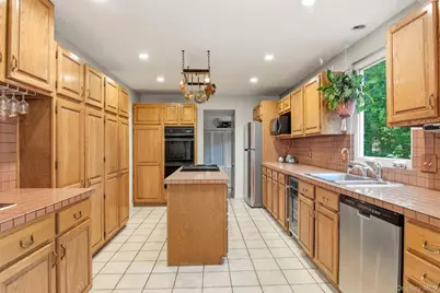 8 Tanager Lane, Northport, NY 11768 - Photo 9