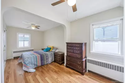 124 E 12th Street, Huntington Station, NY 11746 - Photo 19