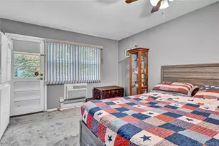 20 Toehee Pl, Islip, NY 11751 - Photo 13