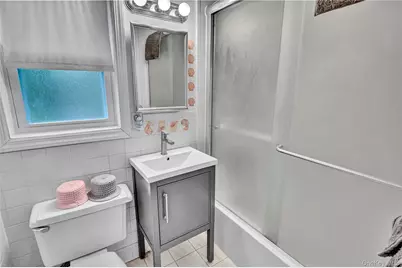 20 Toehee Place #2B, Islip, NY 11751 - Photo 11