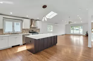 33 Pittoni Dr, Commack, NY 11725 - Photo 17