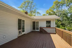 33 Pittoni Dr, Commack, NY 11725 - Photo 47