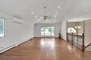 33 Pittoni Dr, Commack, NY 11725 - Photo 7