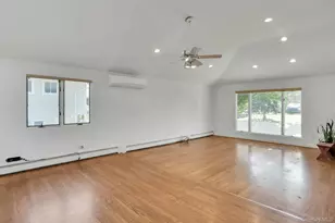 33 Pittoni Dr, Commack, NY 11725 - Photo 9