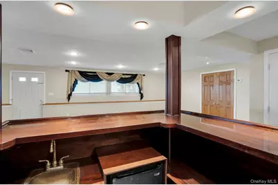 33 Pittoni Drive, Commack, NY 11725 - Photo 41