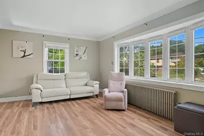 3208 Linden Street, Wantagh, NY 11793 - Photo 11