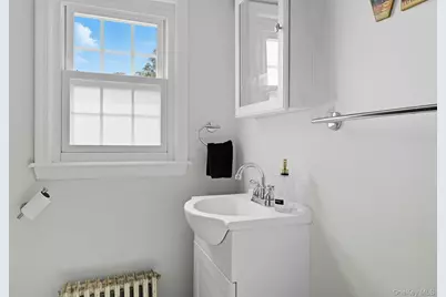 3208 Linden Street, Wantagh, NY 11793 - Photo 25