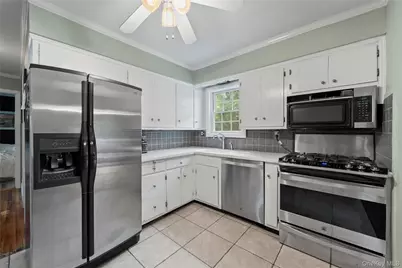 94 Charles Avenue, Massapequa Park, NY 11762 - Photo 11