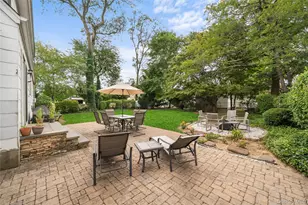 94 Charles Ave, Massapequa Park, NY 11762 - Photo 23