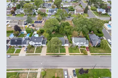 94 Charles Avenue, Massapequa Park, NY 11762 - Photo 35