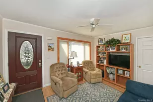 109 W 21st St, Huntington Station, NY 11746 - Photo 5