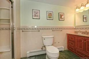 109 W 21st St, Huntington Station, NY 11746 - Photo 15