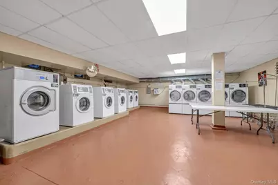 83-44 Lefferts Boulevard #6C, Kew Gardens, NY 11415 - Photo 15