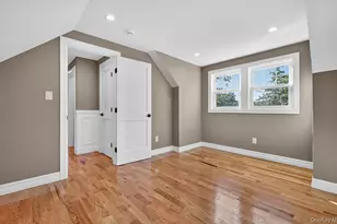 1098 Russell St, Franklin Square, NY 11010 - Photo 25