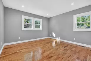 1098 Russell St, Franklin Square, NY 11010 - Photo 21