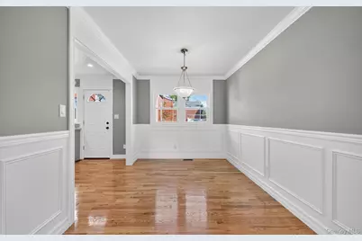 1098 Russell Street, Franklin Square, NY 11010 - Photo 13