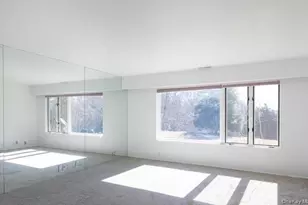 3 Artesian Way, Saint James, NY 11780 - Photo 9