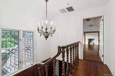 18 Heights Road, Manhasset, NY 11030 - Photo 17