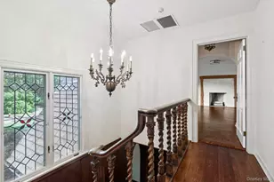 18 Heights Rd, Manhasset, NY 11030 - Photo 17