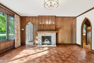 18 Heights Rd, Manhasset, NY 11030 - Photo 7