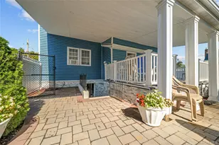 84 E 9th St, Huntington Station, NY 11746 - Photo 19