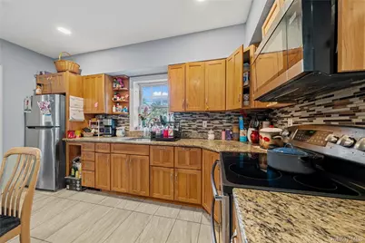 84 E 9th Street, Huntington Station, NY 11746 - Photo 7