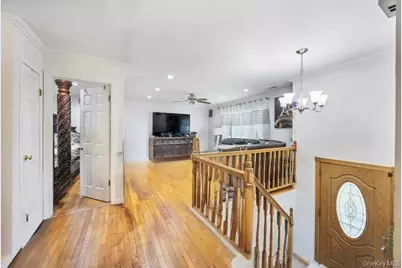 12 Roosevelt Avenue, Greenlawn, NY 11740 - Photo 5