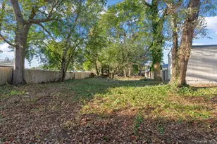 1358 Saxon Ave, Bay Shore, NY 11706 - Photo 27