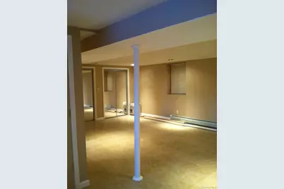 15 New York Avenue, Bay Shore, NY 11706 - Photo 17