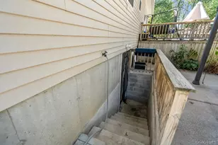 15 New York Ave, Bay Shore, NY 11706 - Photo 15