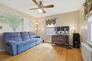 225 Cherry St, Farmingdale, NY 11735 - Photo 25