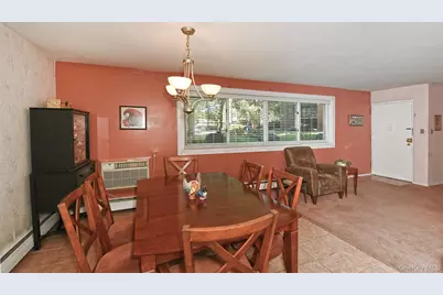 400 Fulton Street #8A, Farmingdale, NY 11735 - Photo 3