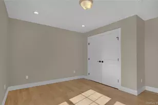 1540 Spring St, East Meadow, NY 11554 - Photo 19