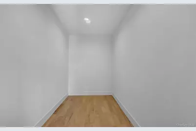 1540 Spring Street, East Meadow, NY 11554 - Photo 29