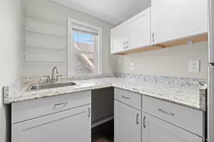 109 Laurel St, Patchogue, NY 11772 - Photo 27