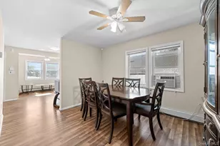 109 Laurel St, Patchogue, NY 11772 - Photo 7