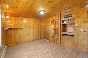 109 Laurel St, Patchogue, NY 11772 - Photo 21