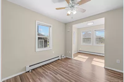 109 Laurel Street, Patchogue, NY 11772 - Photo 17
