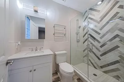 4 Carriage Court, Dix Hills, NY 11746 - Photo 33