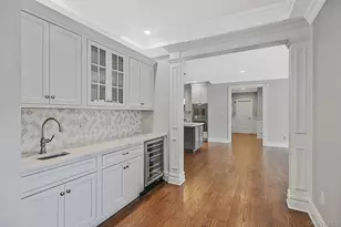 4 Carriage Ct, Dix Hills, NY 11746 - Photo 19