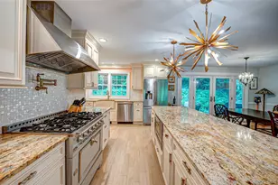 27 Prospect Ave, Sea Cliff, NY 11579 - Photo 13